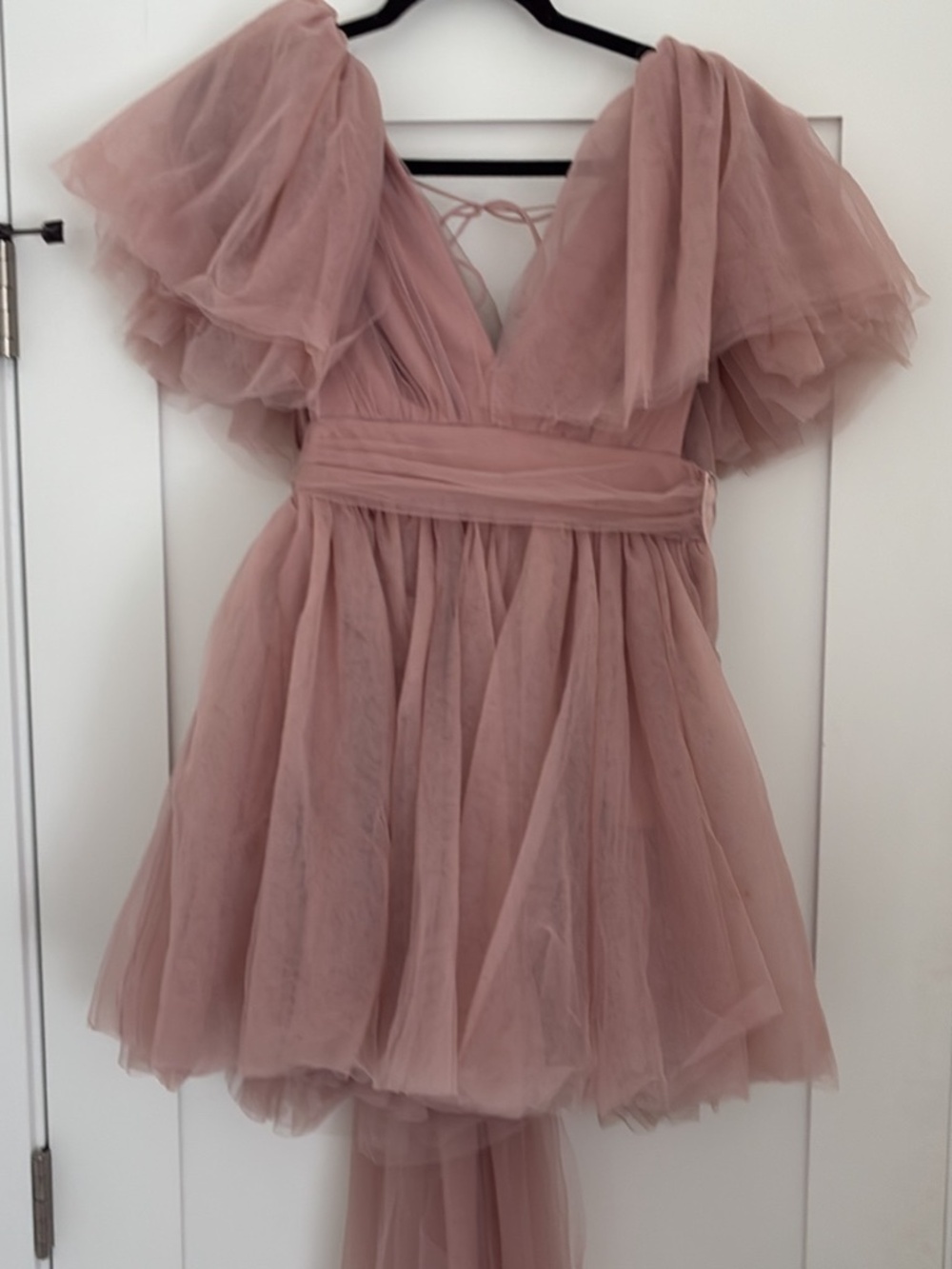 Selfie Leslie Dress